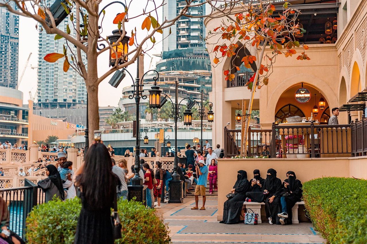 Embrace Dubai's Culture and Lifestyle