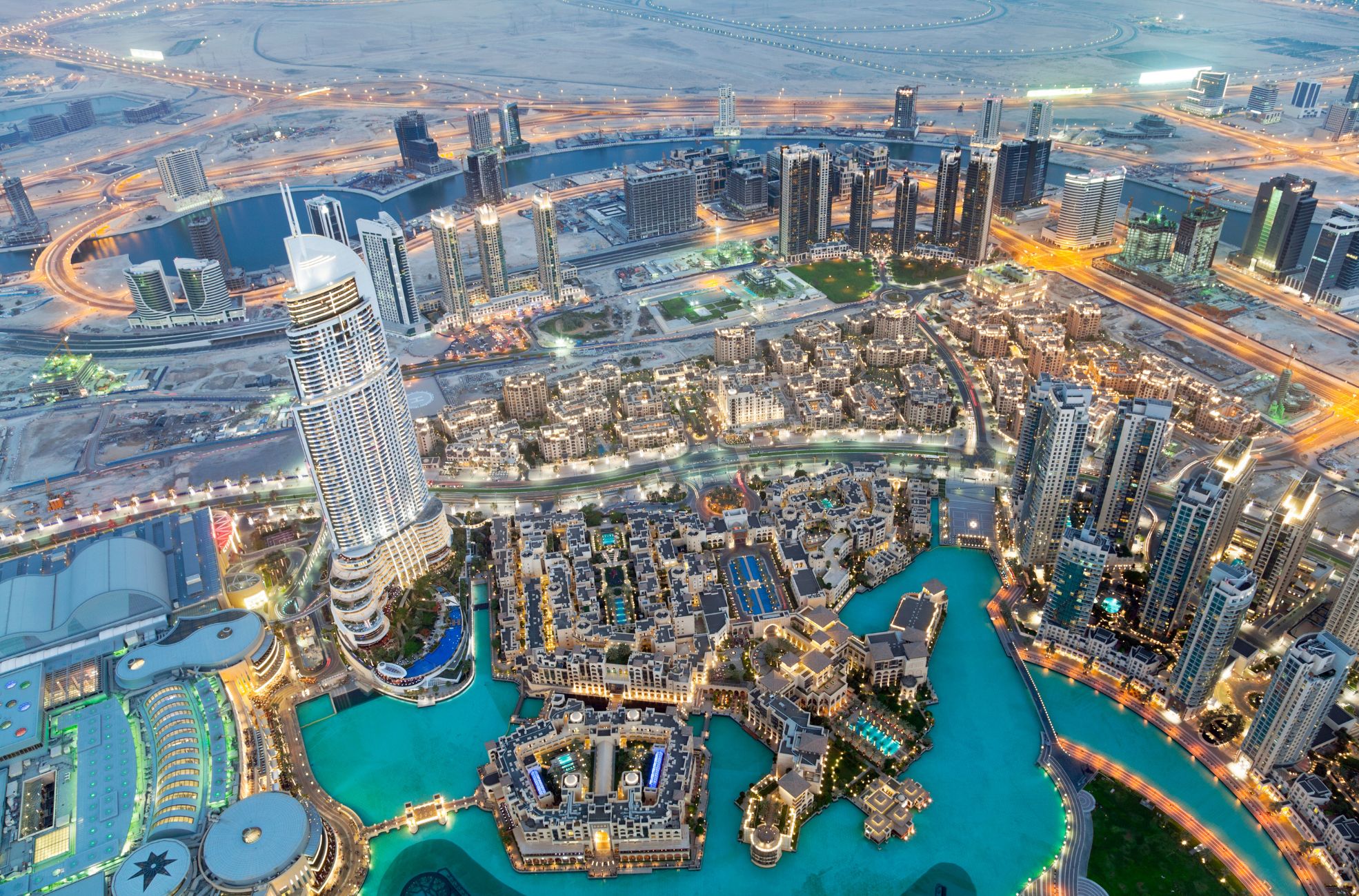 Strong Economy and Employment Opportunities in dubai